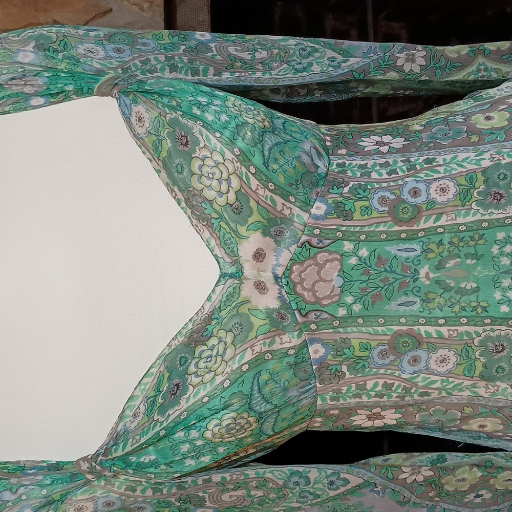 Elie Tahari Silk Top - S - Picture 2 of 8